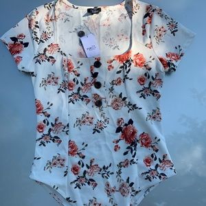 RUE 21 Brand New Floral Body Suit